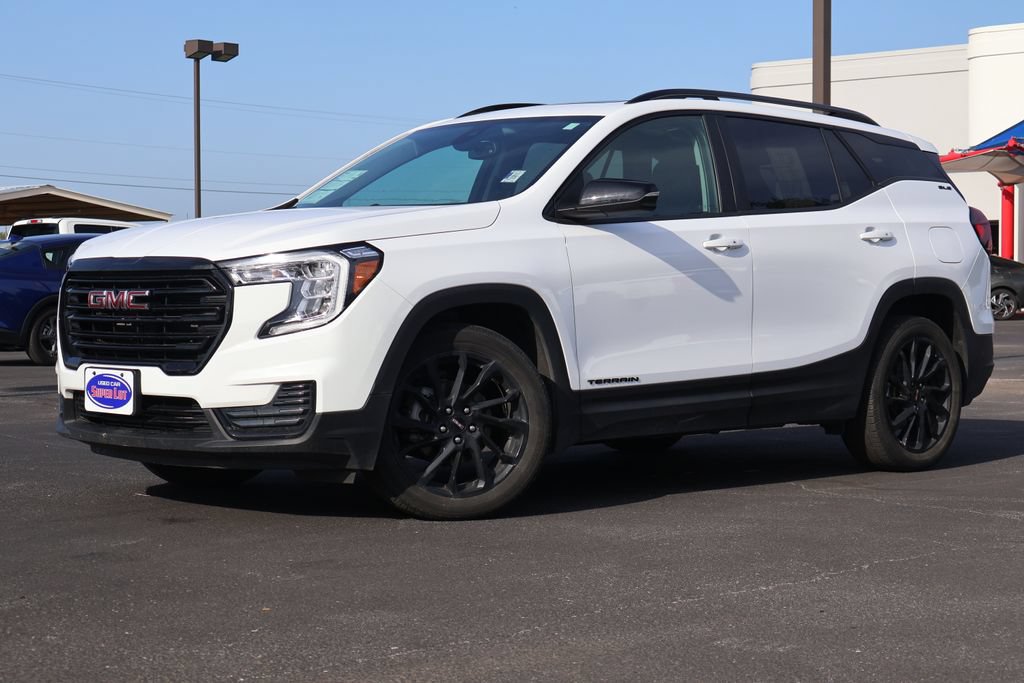 Used 2023 GMC Terrain SLE w/ Driver Convenience Package FWD image 19