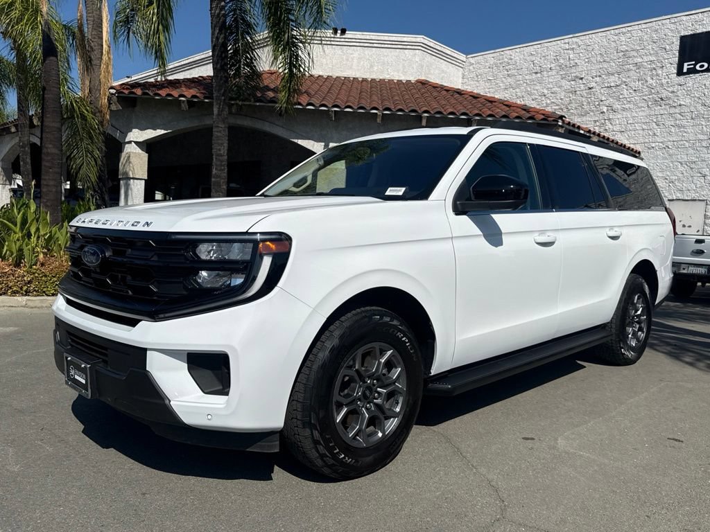 Certified 2025 Ford Expedition Max Active RWD image 7