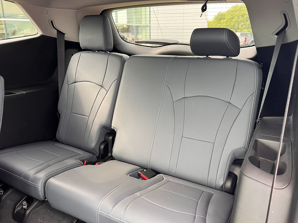 Used 2021 Buick Enclave Premium w/ Sun and Sites Package AWD/4WD image 14