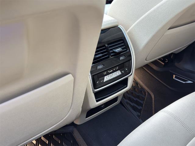 Used 2020 BMW X5 xDrive40i w/ Convenience Package image 16