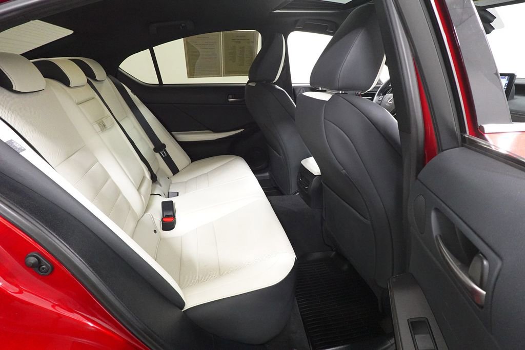 Used 2022 Lexus IS 350 F Sport AWD/4WD image 33