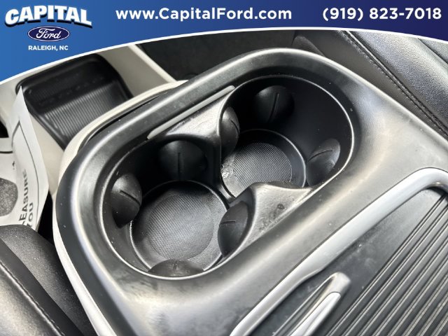 Used 2025 Chrysler Pacifica Select FWD image 30