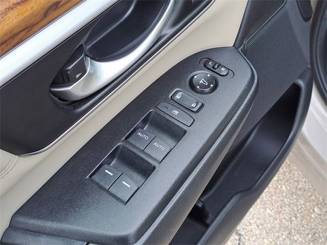 Used 2017 Honda CR-V EX-L image 21