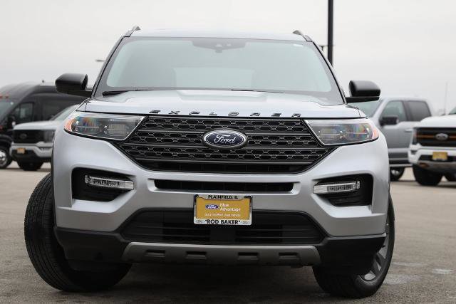 Certified 2022 Ford Explorer XLT w/ Equipment Group 202A image 11