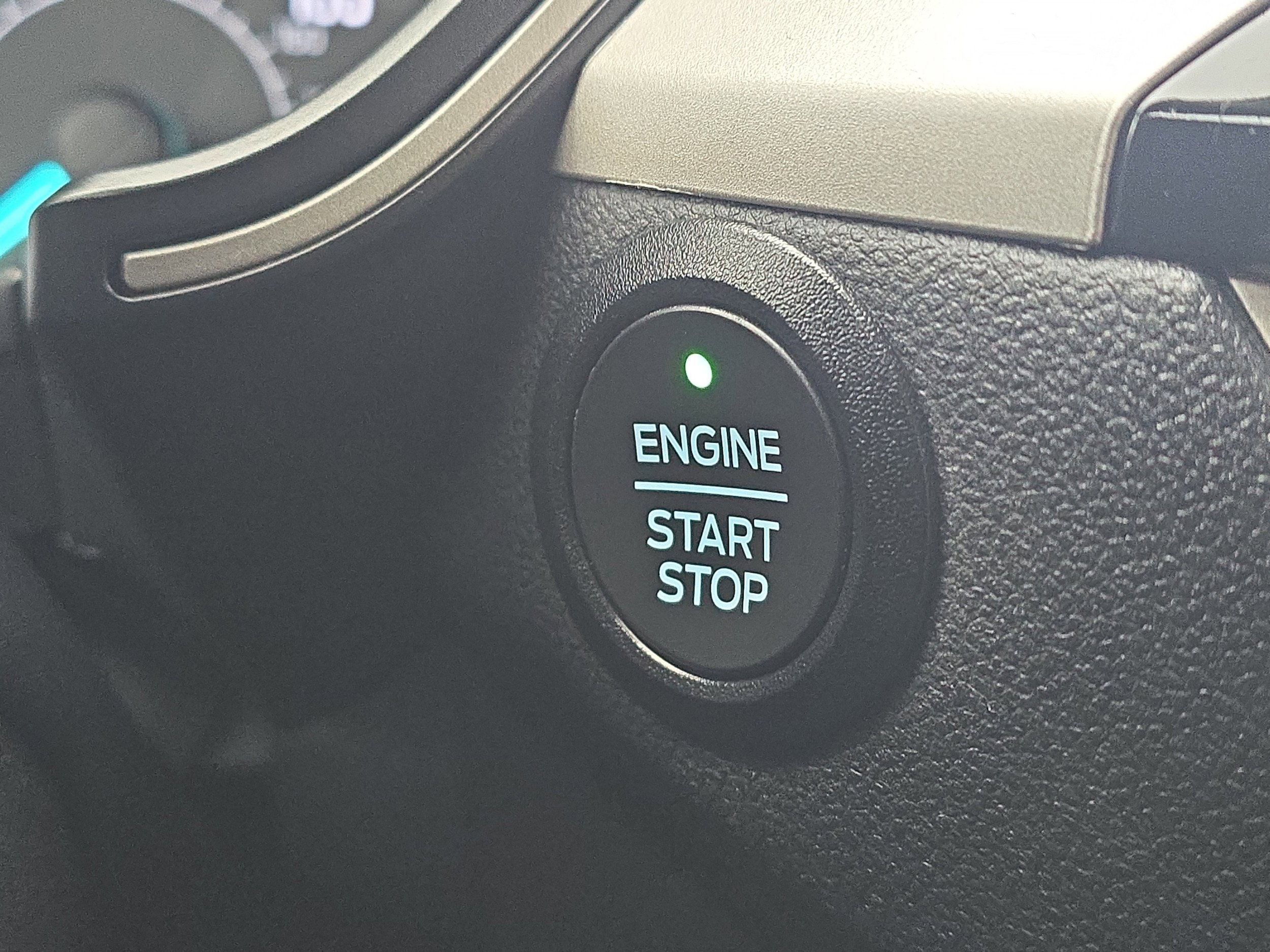 Certified 2022 Ford Escape SE w/ SE Sport Appearance Package AWD/4WD image 29