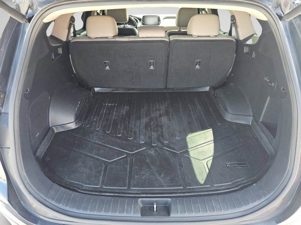 Used 2020 Hyundai Santa Fe Limited AWD/4WD image 26