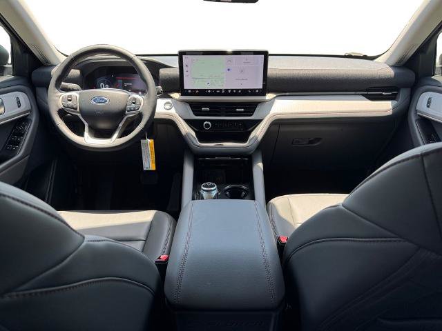 Certified 2025 Ford Explorer Active w/ Active Comfort Package RWD image 10