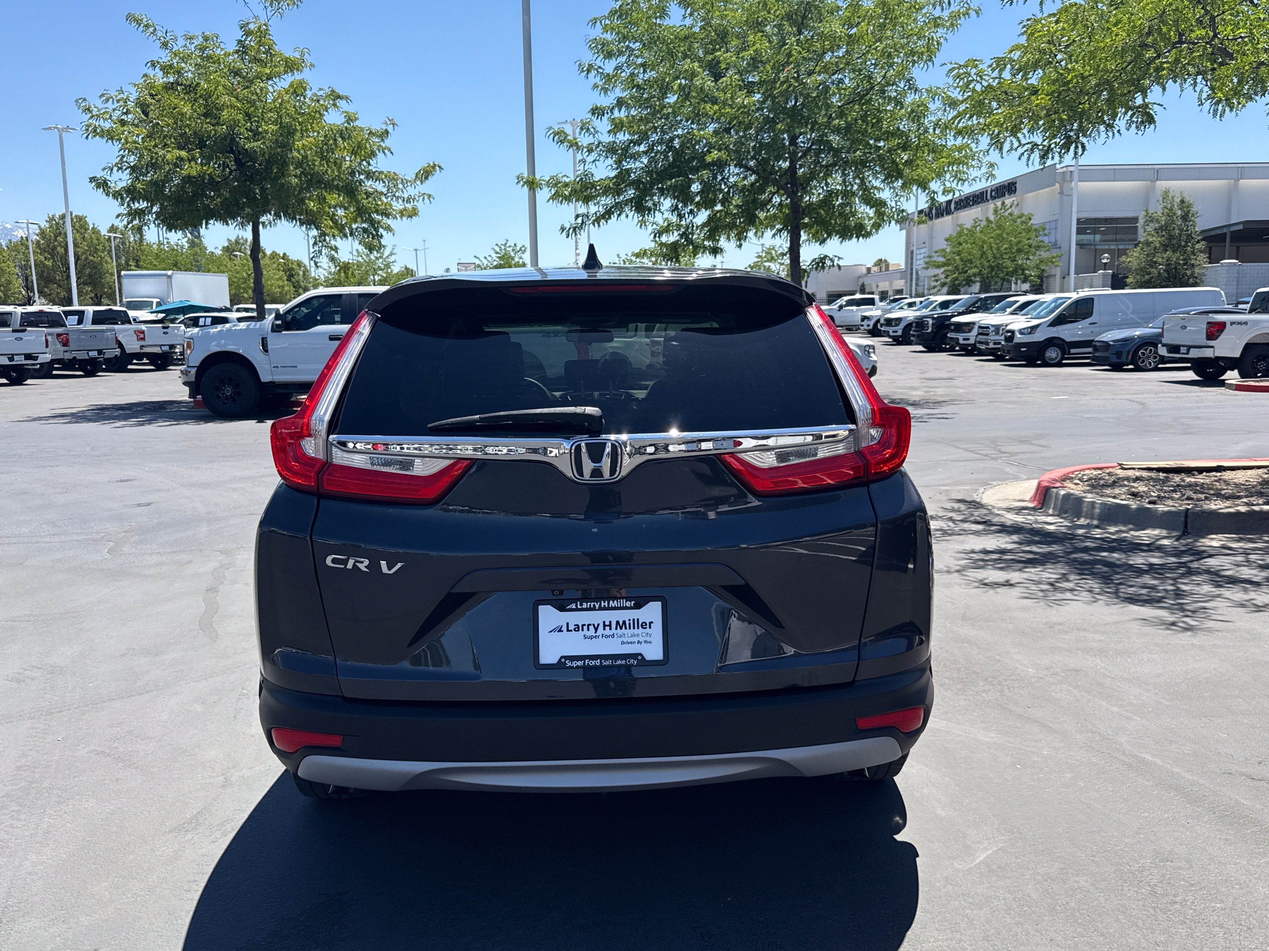 Used 2017 Honda CR-V EX image 4
