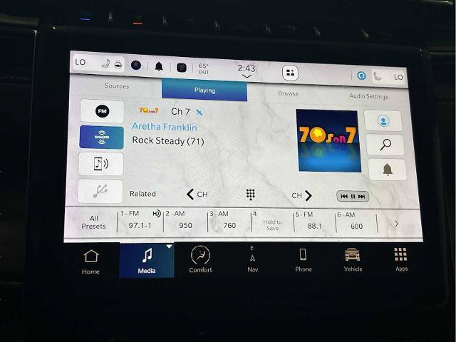Used 2023 Jeep Grand Cherokee 4WD 4xe w/ Luxury Tech Group II image 12