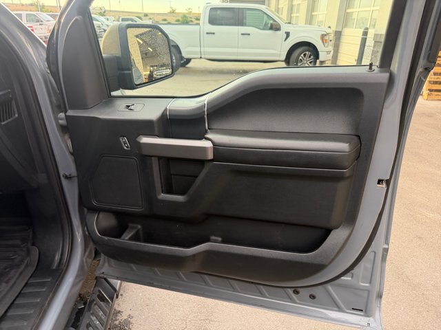 Certified 2019 Ford F150 XLT w/ Equipment Group 302A Luxury AWD/4WD image 30