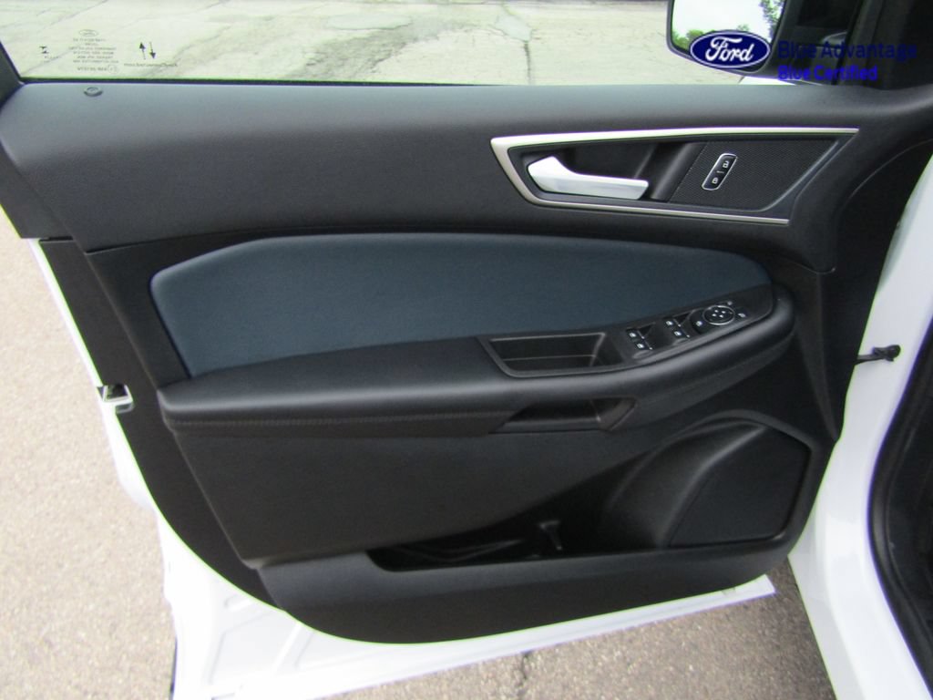 Certified 2024 Ford Edge SEL w/ Sport Appearance Package AWD/4WD image 28