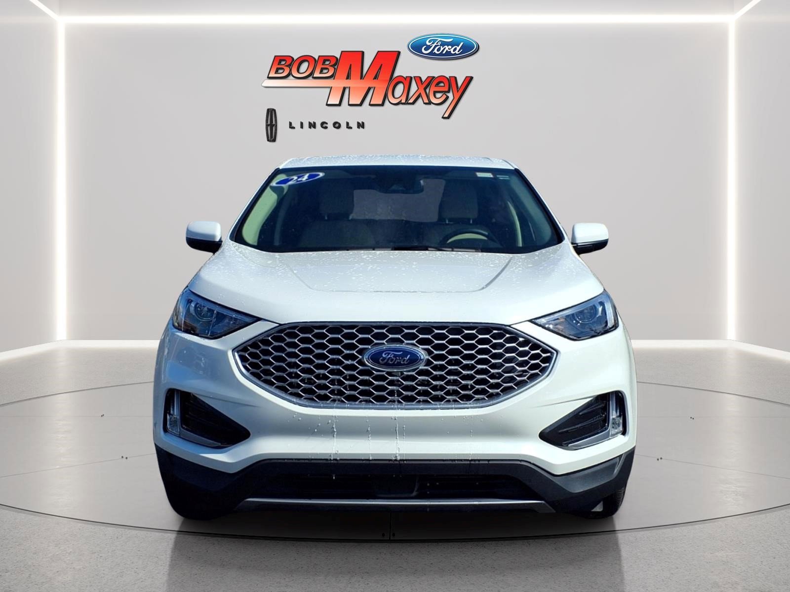 Certified 2024 Ford Edge SEL w/ Convenience Package AWD/4WD image 2