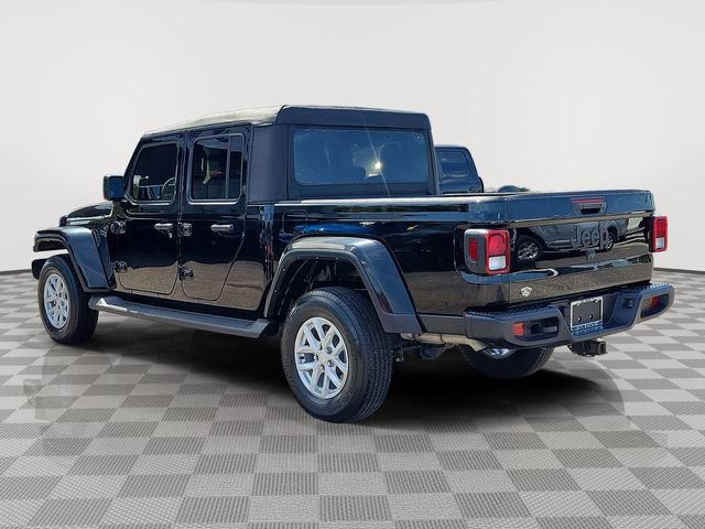 Used 2023 Jeep Gladiator Sport AWD/4WD image 4