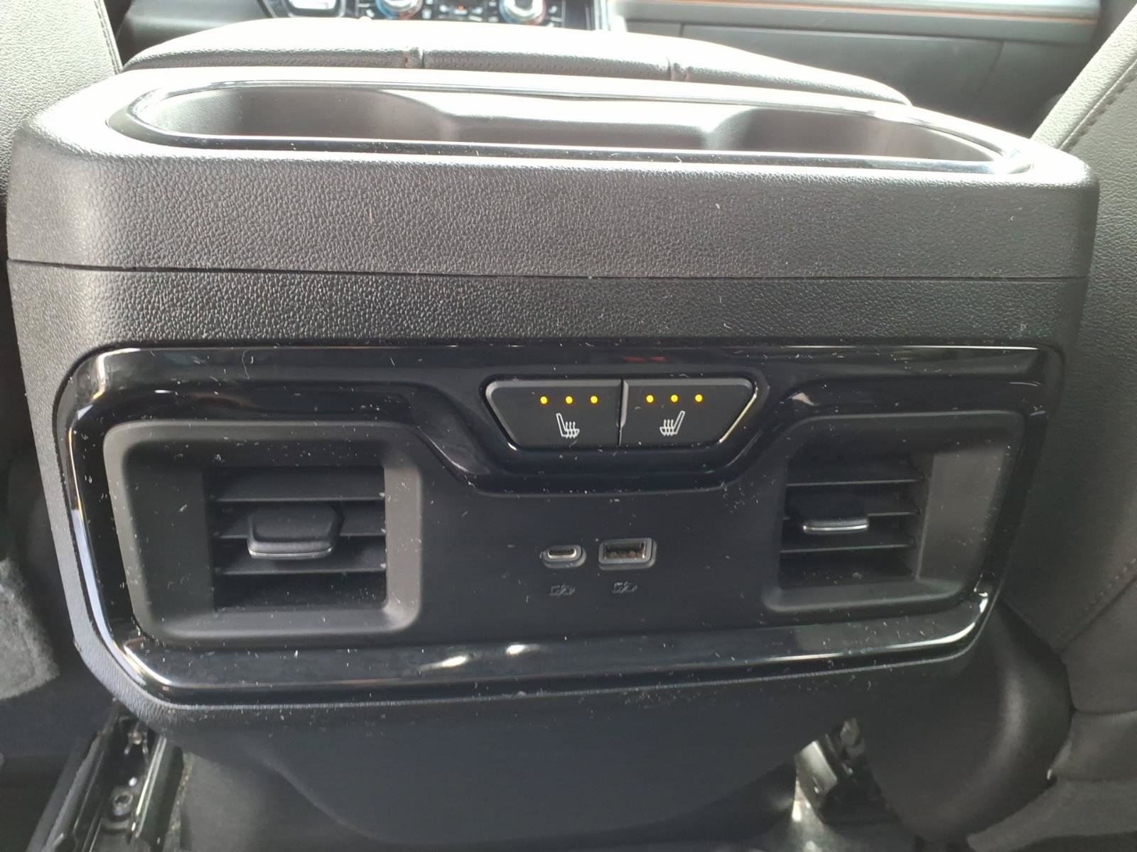 Used 2023 GMC Sierra 1500 AT4 w/ AT4 Premium Package AWD/4WD image 10