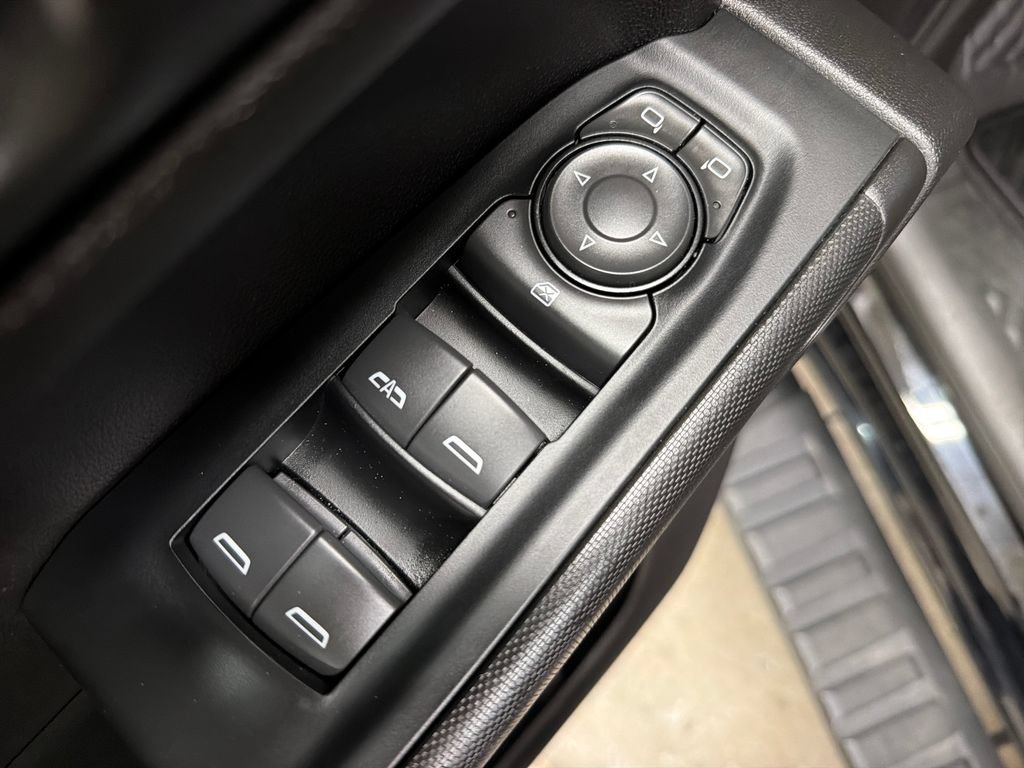 Used 2024 Chevrolet Silverado 1500 Custom AWD/4WD image 17