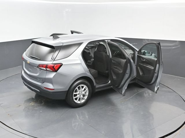 Used 2024 Chevrolet Equinox LT AWD/4WD image 25