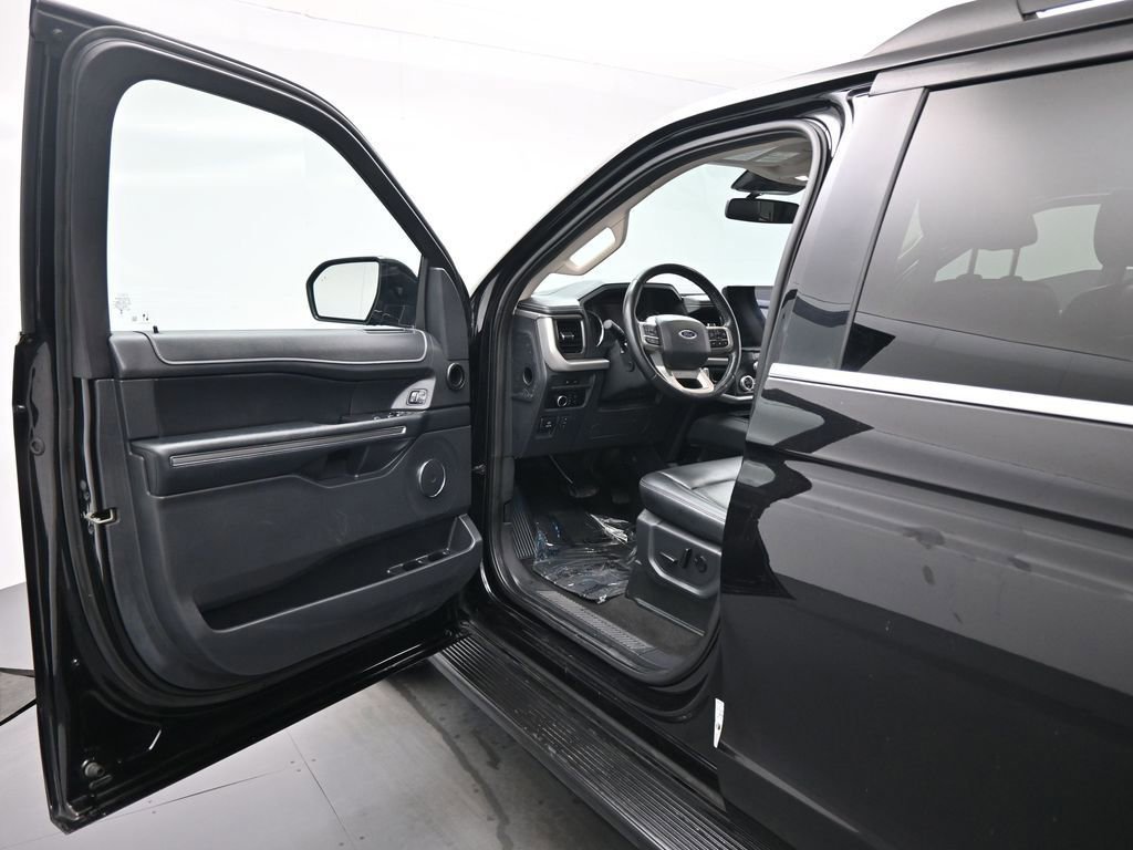Certified 2024 Ford Expedition Max XLT image 36