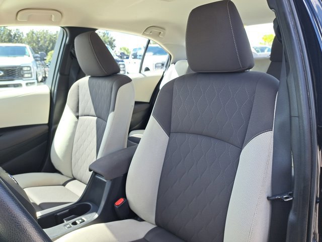 Used 2024 Toyota Corolla LE image 20