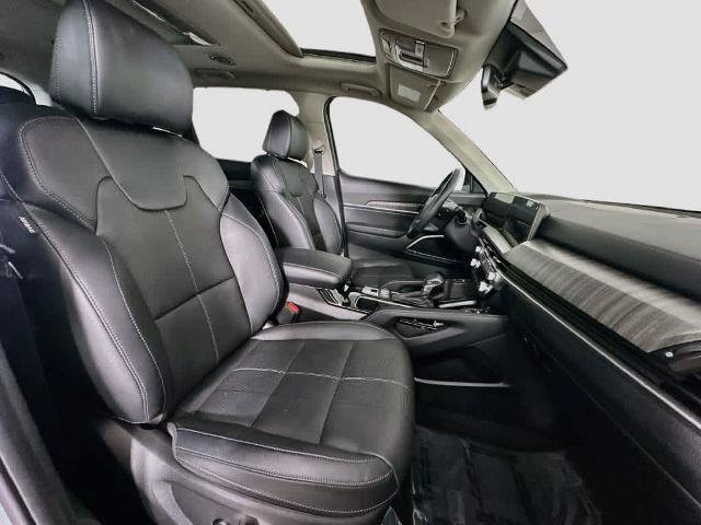 Used 2025 Kia Telluride EX X-Line AWD/4WD image 14
