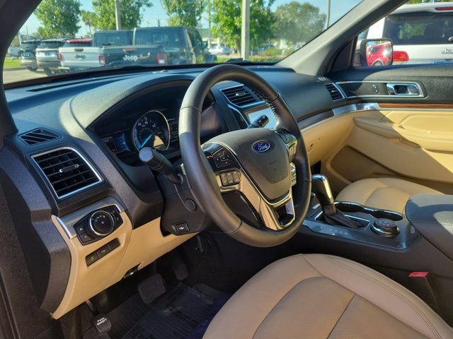 Certified 2017 Ford Explorer Limited w/ Equipment Group 301A image 17