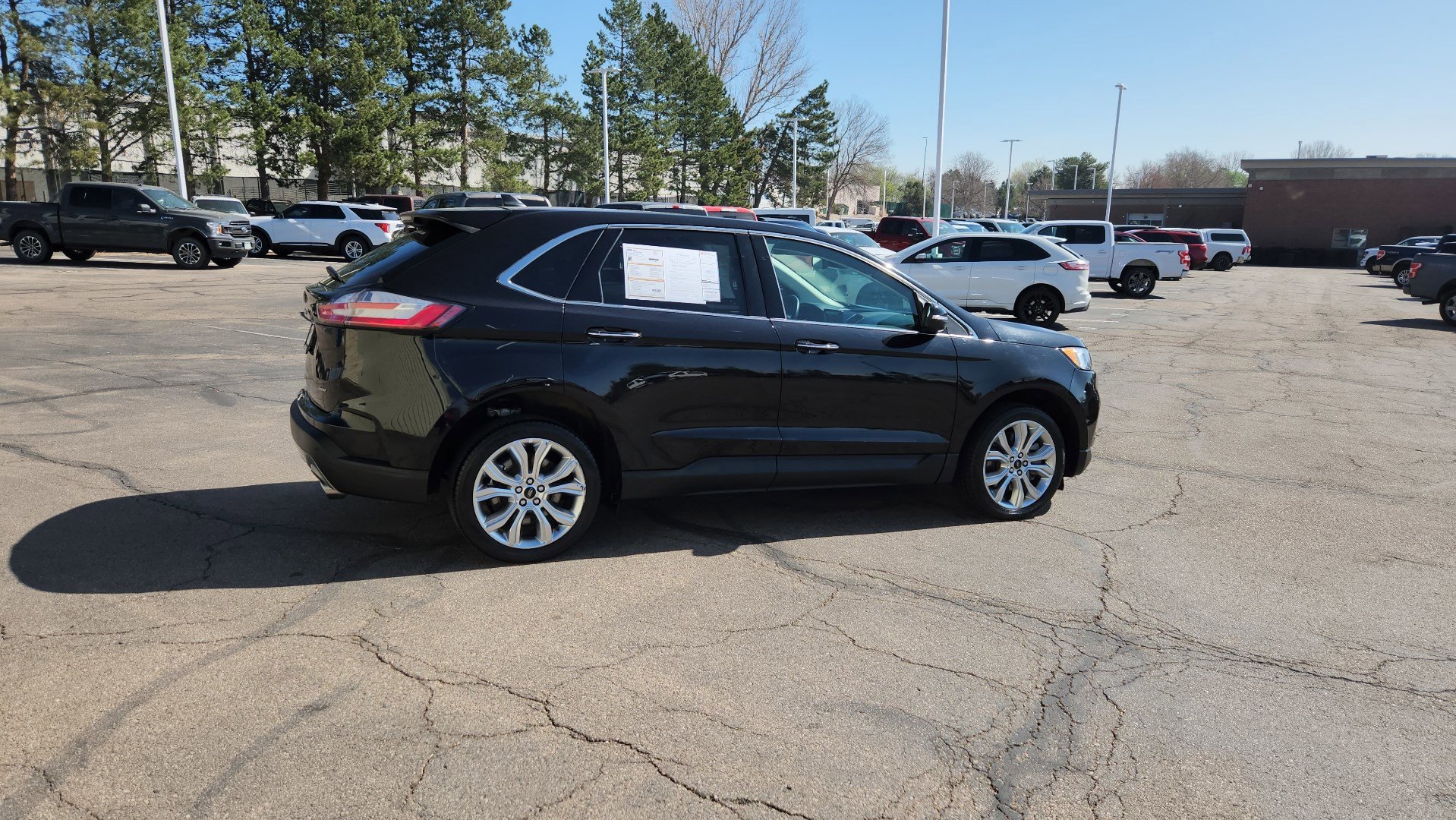 Certified 2024 Ford Edge Titanium AWD/4WD image 15