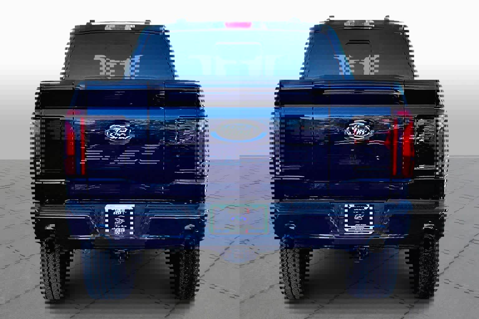 Certified 2025 Ford F150 Lariat w/ Equipment Group 501A Mid image 3