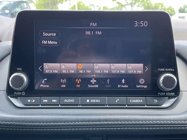Used 2022 Nissan Rogue SV FWD image 18