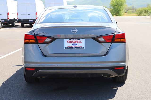 Used 2025 Nissan Altima 2.5 SV FWD image 5