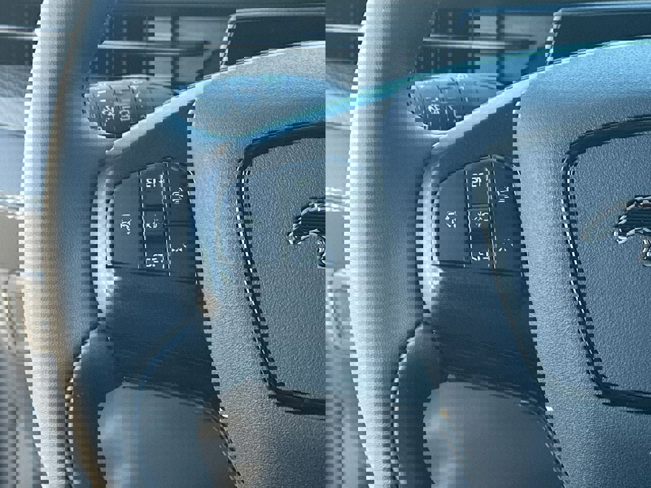 Certified 2025 Ford Mustang Mach-E Select w/ Comfort Package Lite image 27