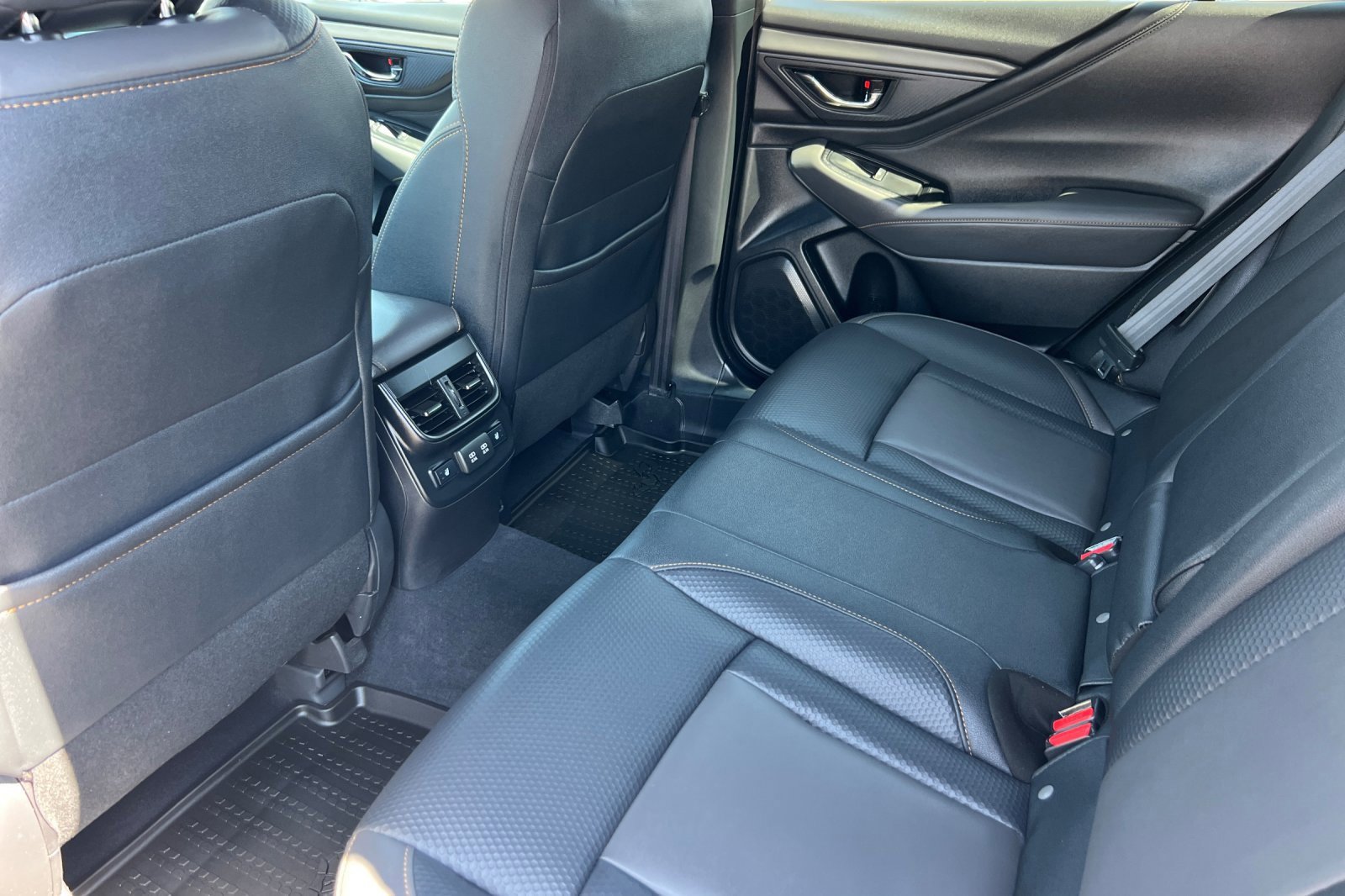 Used 2022 Subaru Outback Wilderness image 13