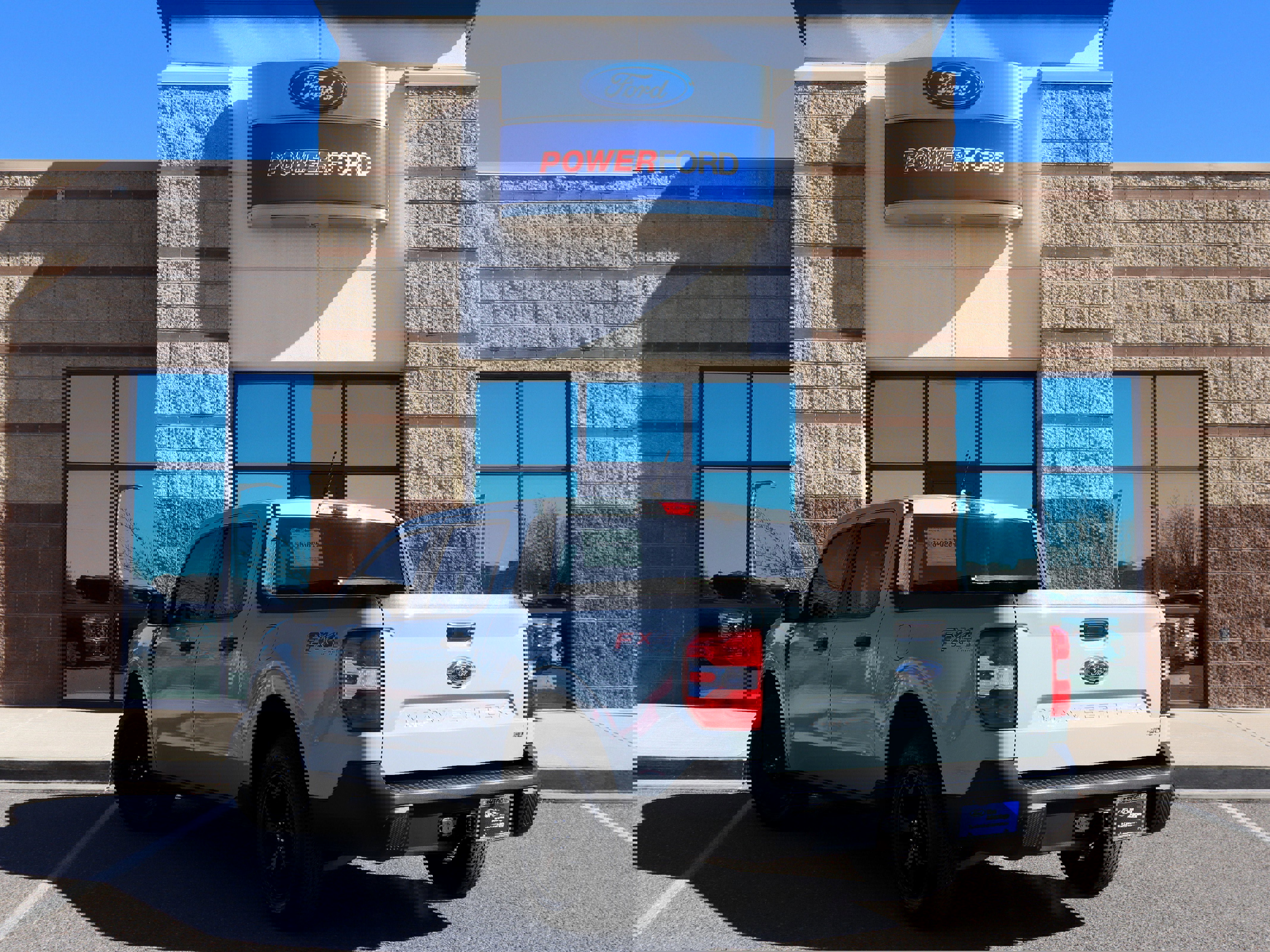 Certified 2023 Ford Maverick XLT w/ Equipment Group 300A Standard image 3