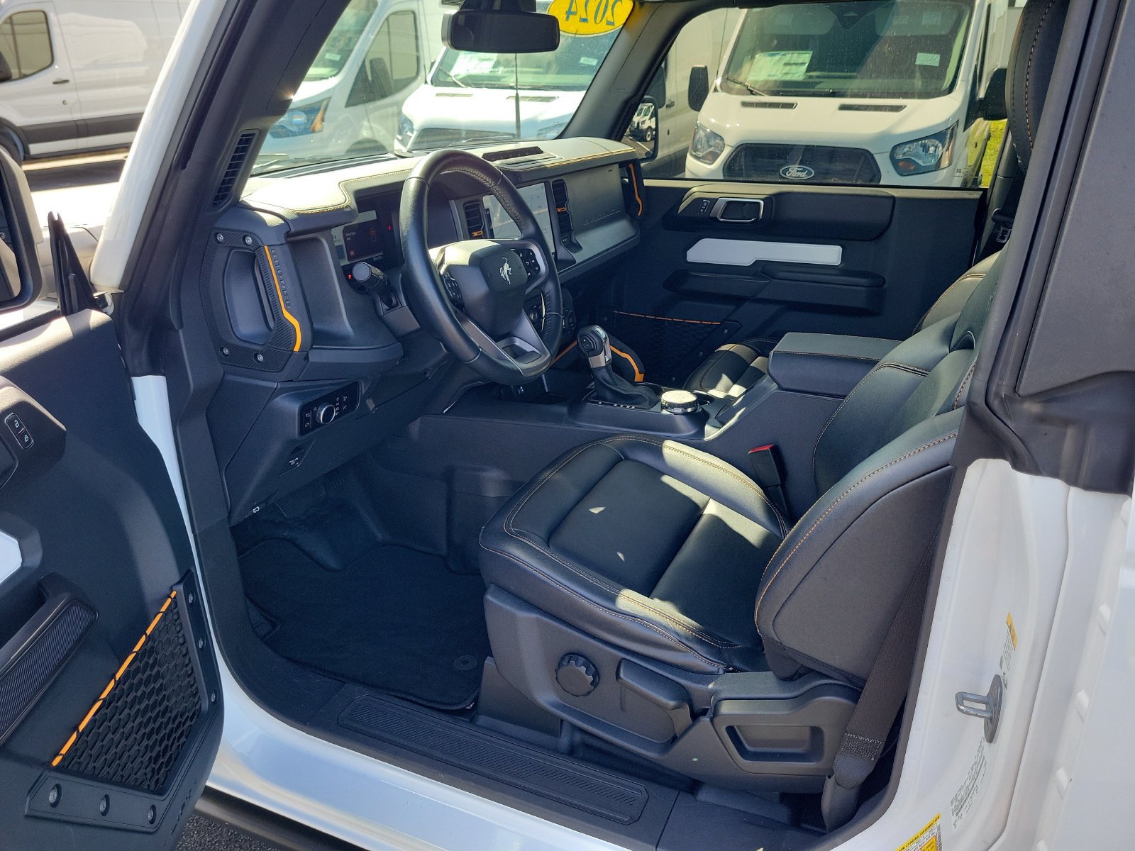 Certified 2024 Ford Bronco Badlands AWD/4WD image 10