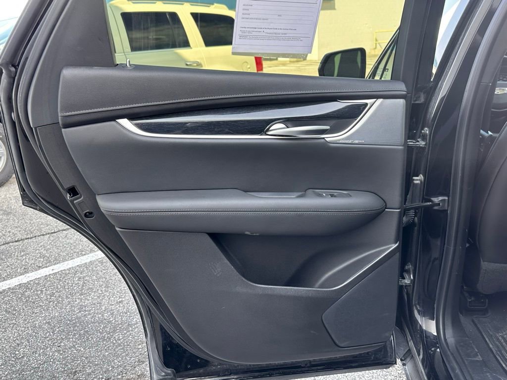 Used 2023 Cadillac XT5 Premium Luxury w/ Technology Package image 15