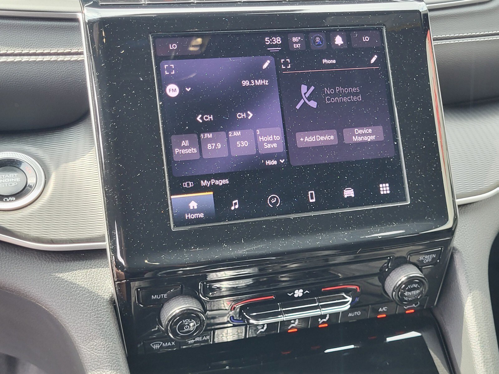 Used 2025 Jeep Grand Cherokee L Laredo image 21