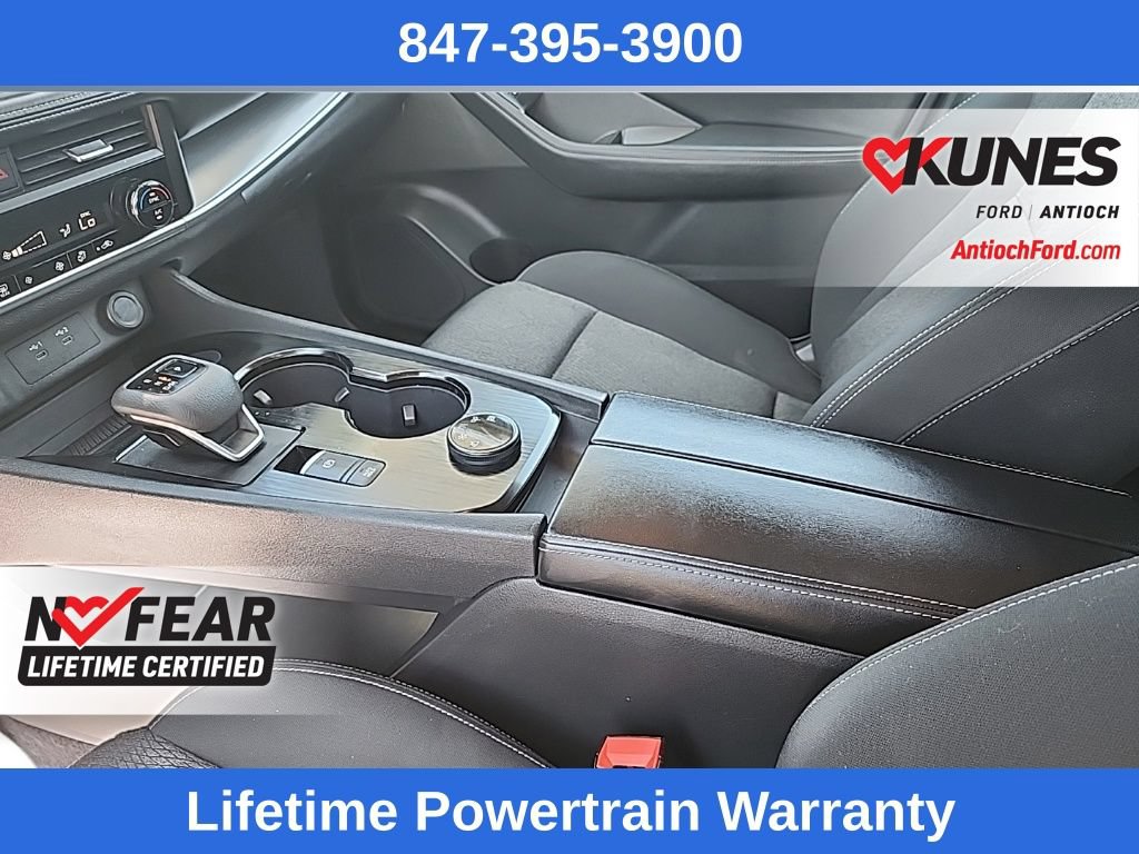 Used 2024 Nissan Rogue SV AWD/4WD image 23