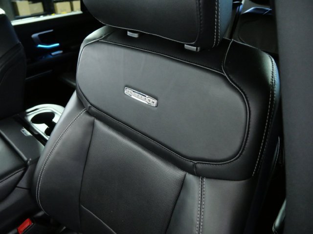 Certified 2025 Ford Expedition Max Platinum w/ Stealth Performance Package AWD/4WD image 19