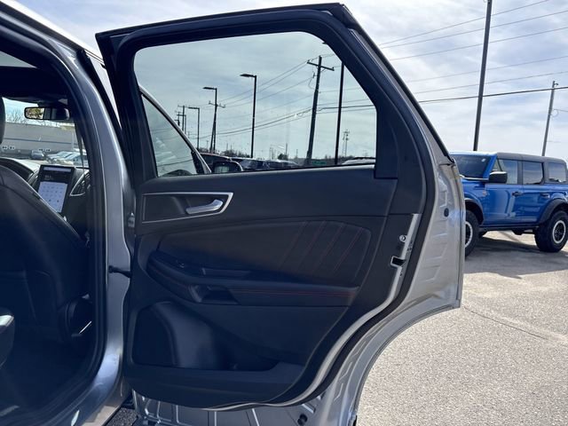 Certified 2023 Ford Edge ST-Line image 25