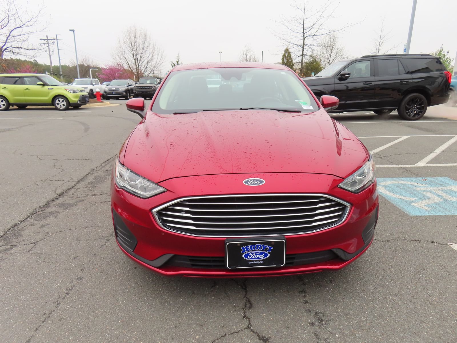 Certified 2019 Ford Fusion SE image 2