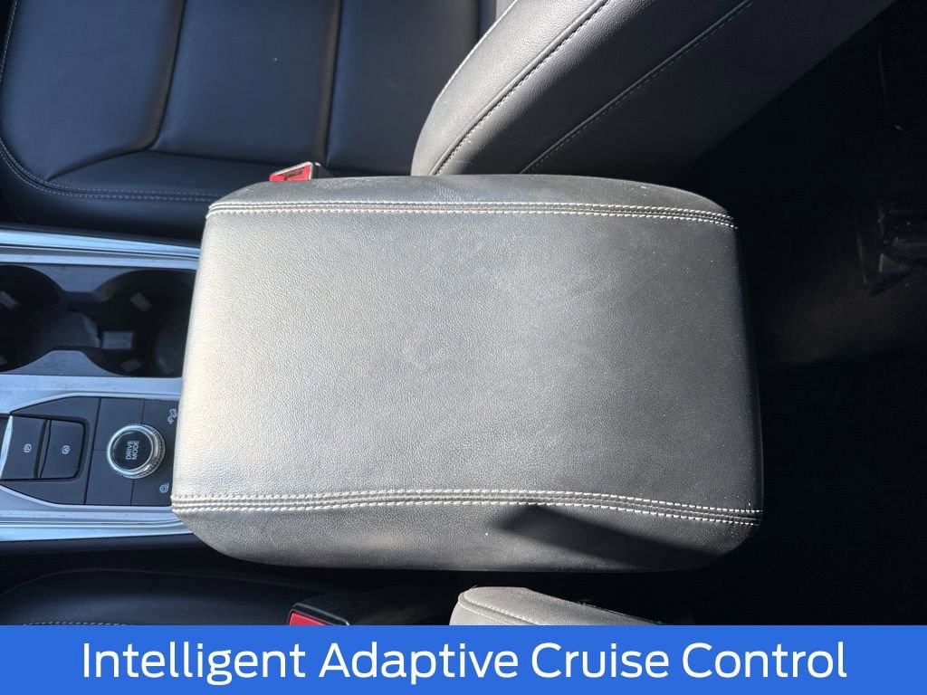 Certified 2022 Ford Explorer XLT w/ Equipment Group 202A image 13