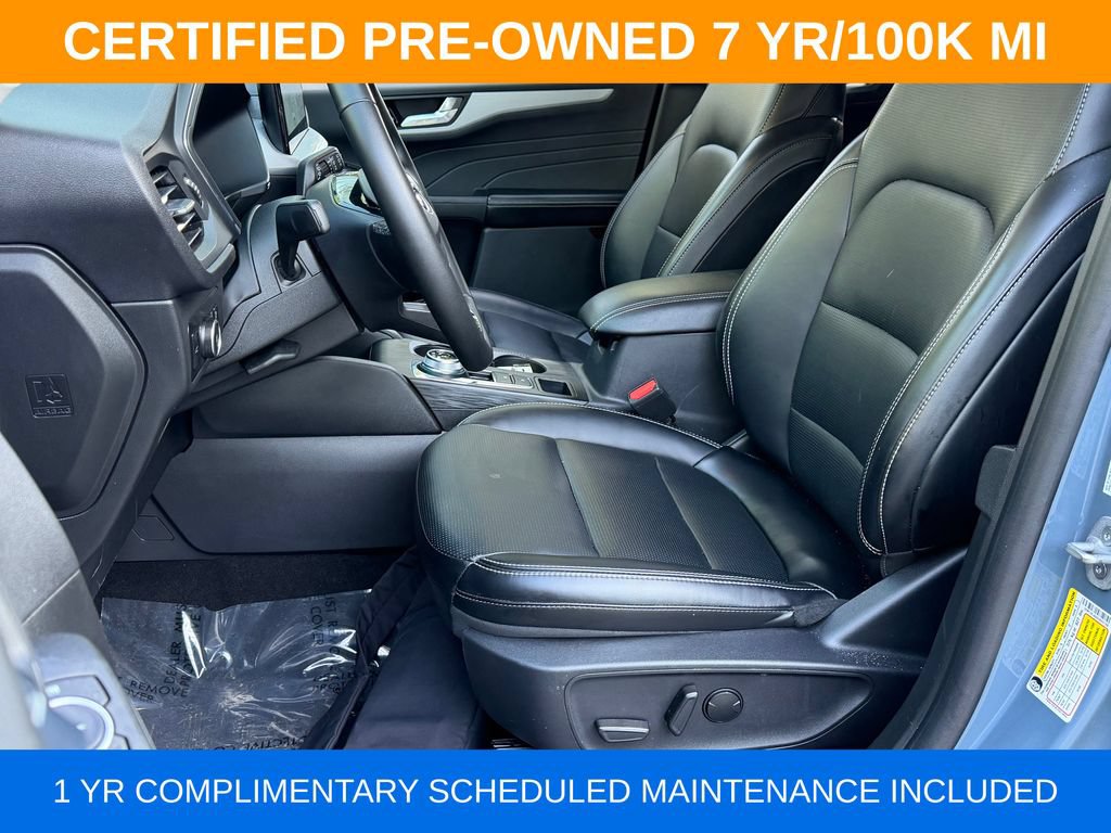 Certified 2025 Ford Escape Platinum AWD/4WD image 28