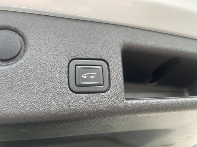 Used 2022 Chevrolet Equinox LT image 13