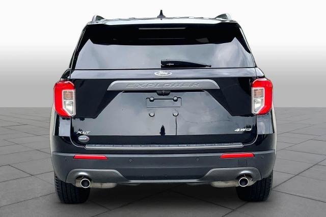 Certified 2022 Ford Explorer XLT w/ Equipment Group 202A AWD/4WD image 5