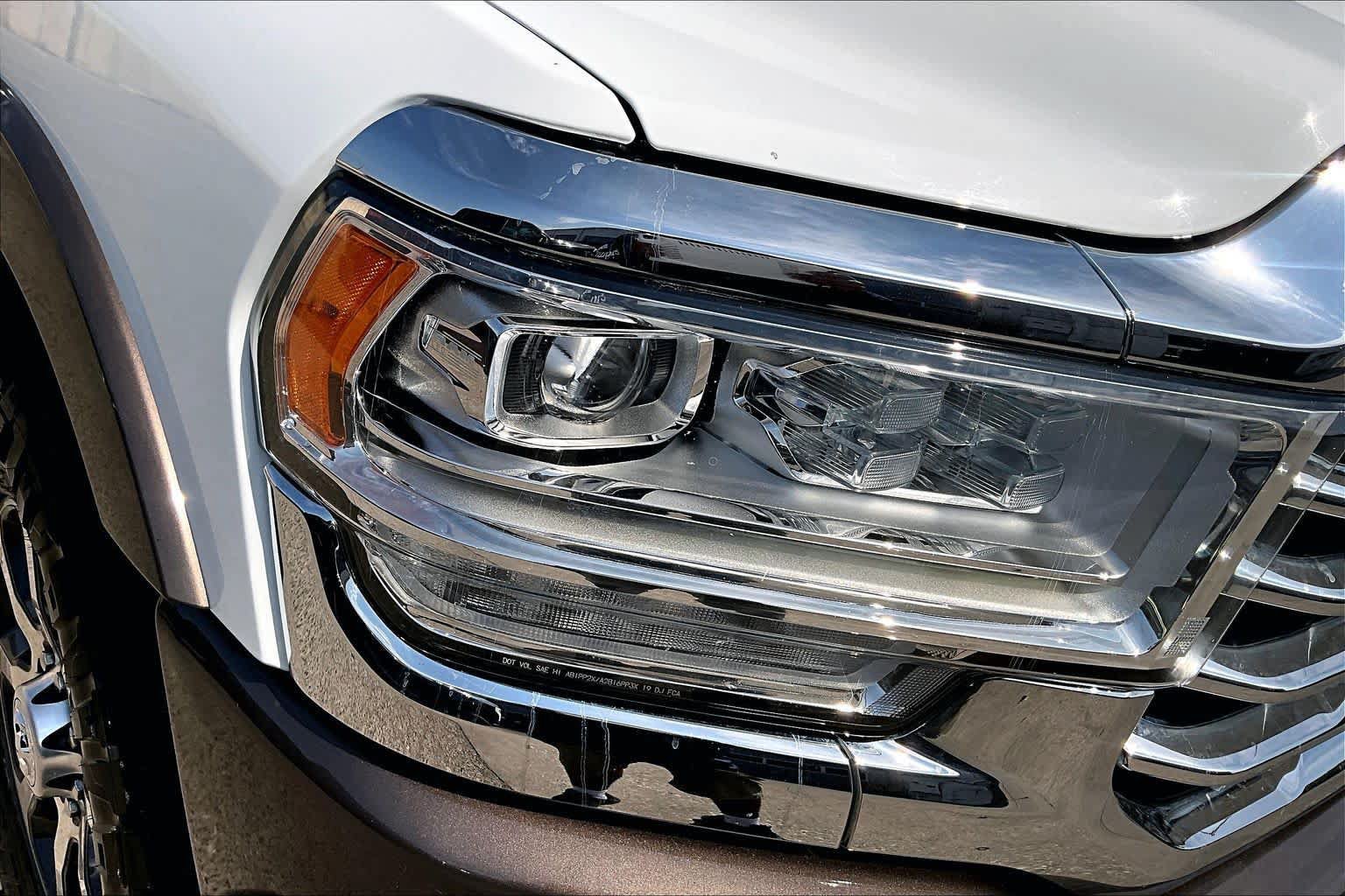 Used 2023 RAM 3500 Limited AWD/4WD image 27