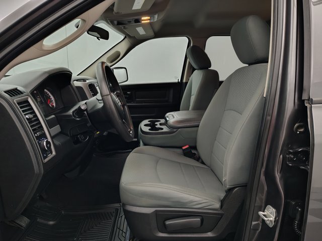 Used 2018 RAM 1500 Express AWD/4WD image 22