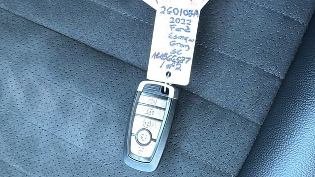 Certified 2022 Ford Escape SEL w/ SEL Stealth AWD Package image 32