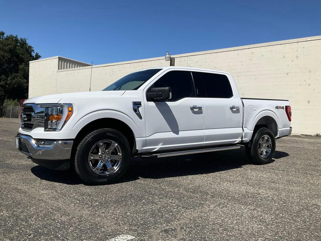 Certified 2022 Ford F150 XLT w/ Equipment Group 302A High image 5