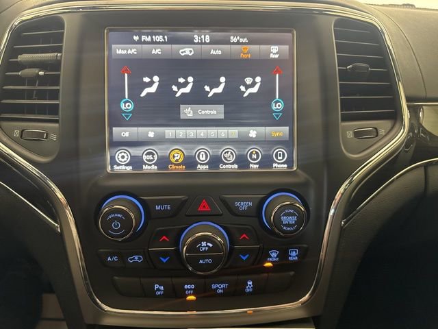 Used 2018 Jeep Grand Cherokee Overland AWD/4WD image 16