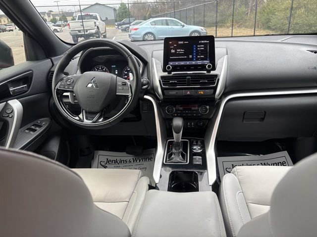Used 2023 Mitsubishi Eclipse Cross image 9