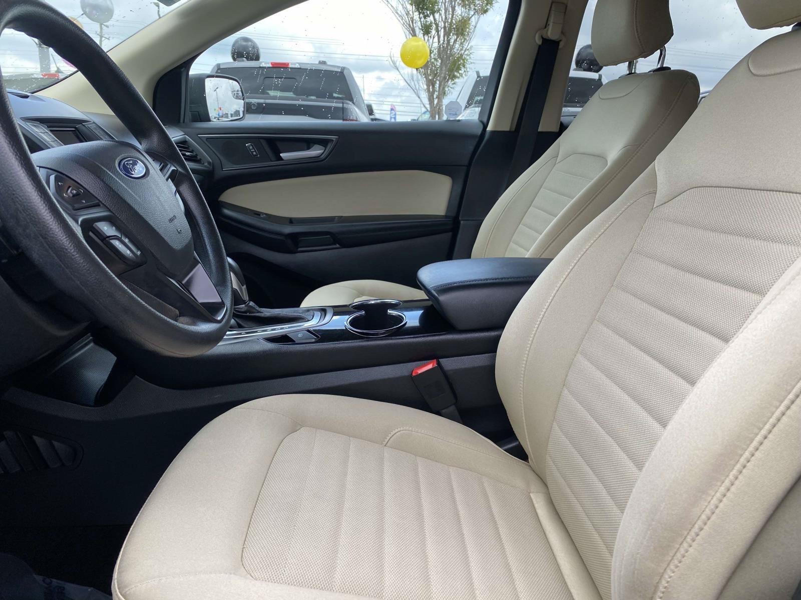 Certified 2018 Ford Edge SE FWD image 15