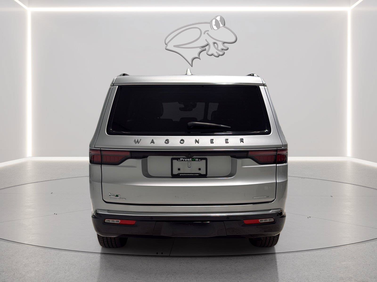 Used 2023 Jeep Wagoneer Series II w/ Premium Group I AWD/4WD image 4
